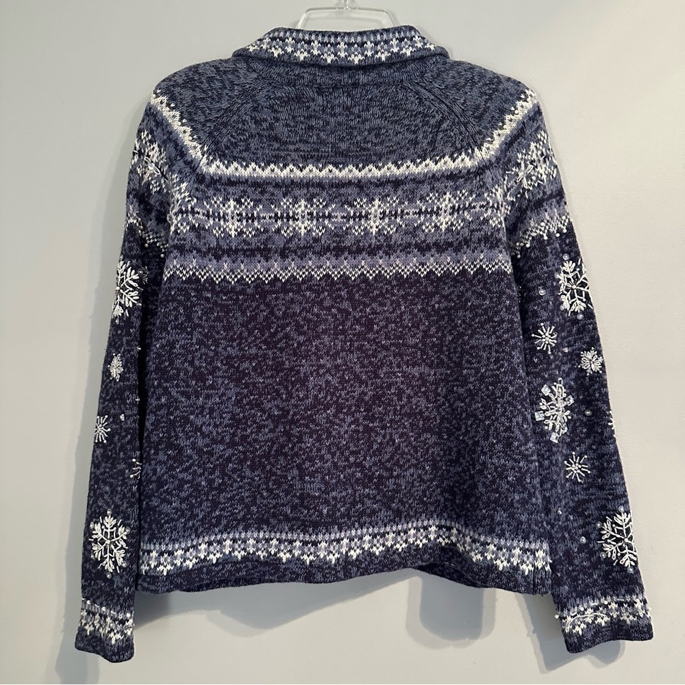 Heirloom Collectibles Christmas Collection 2004 Snowflake Winter Pearl Sweater - Picture 2 of 6